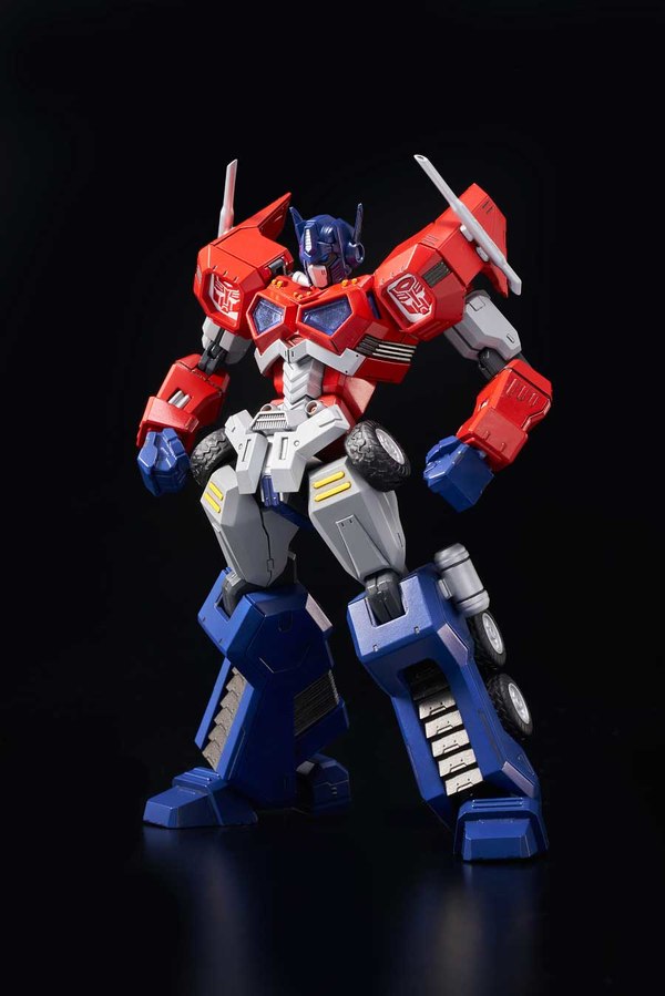 Flame Toys Optimus Prime Furai Model Kit Transformers Release From Bluefin  (1 of 15)